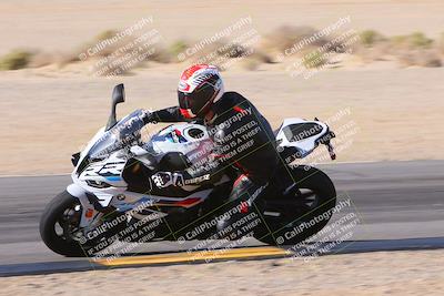 media/Dec-10-2023-SoCal Trackdays (Sun) [[0ce70f5433]]/Turn 9 Inside Set 2 (1115am)/